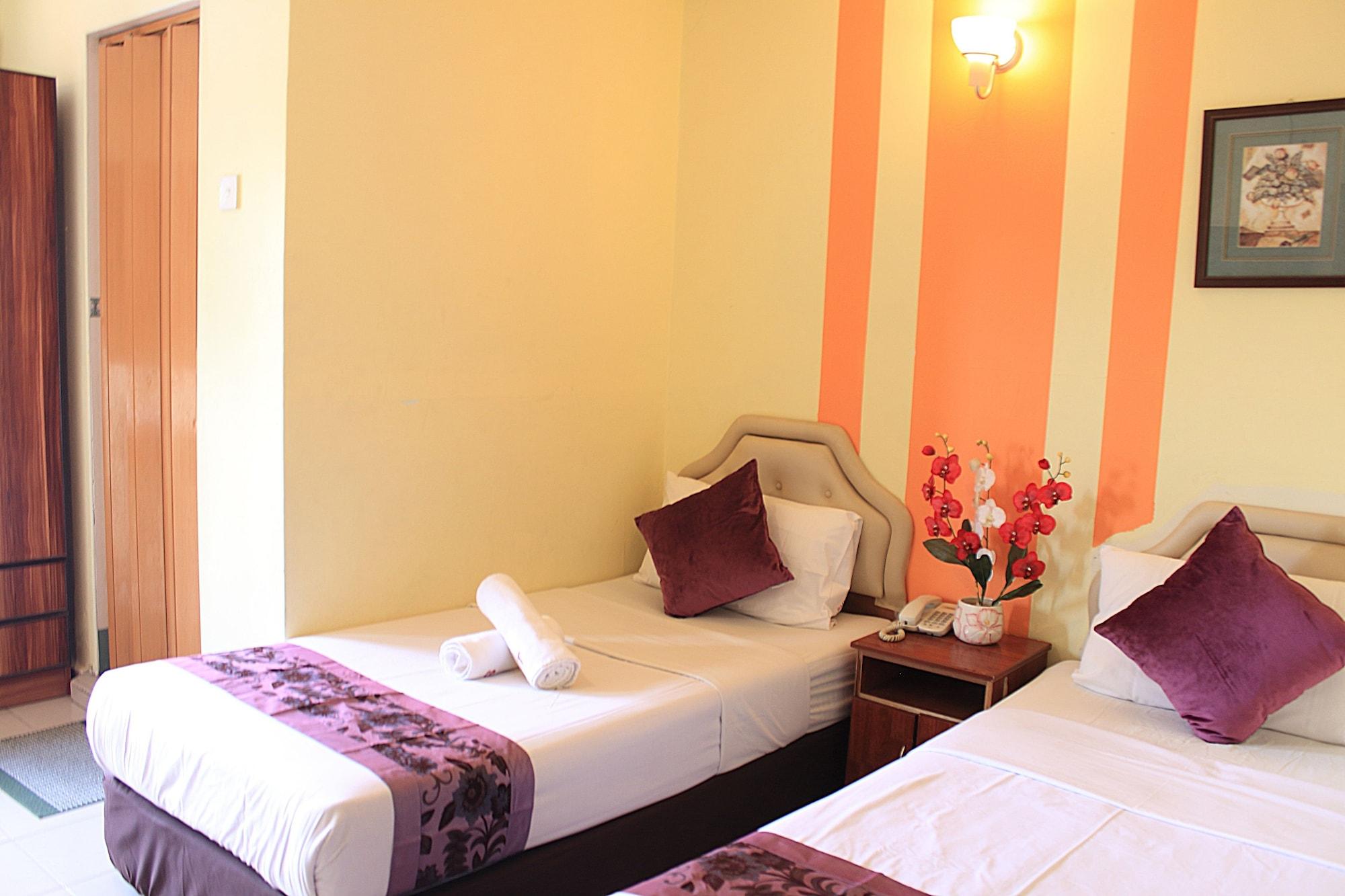 Hotel Sun Near Hospital Sungai Buloh 3*
