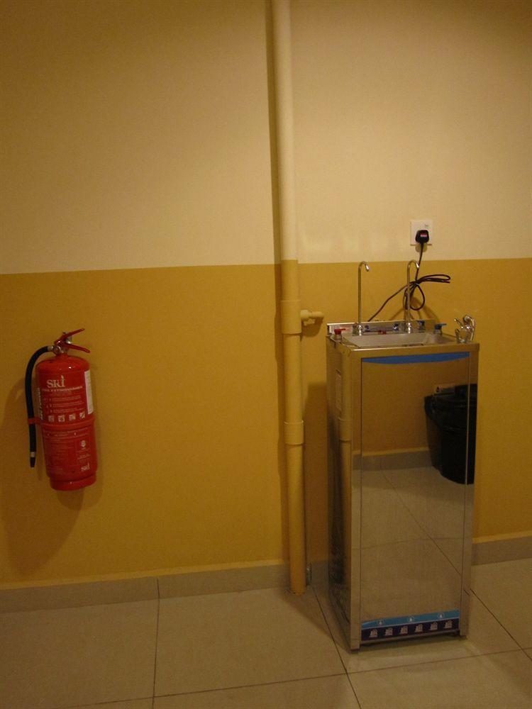 Hotel Sun Near Hospital Sungai Buloh 3*